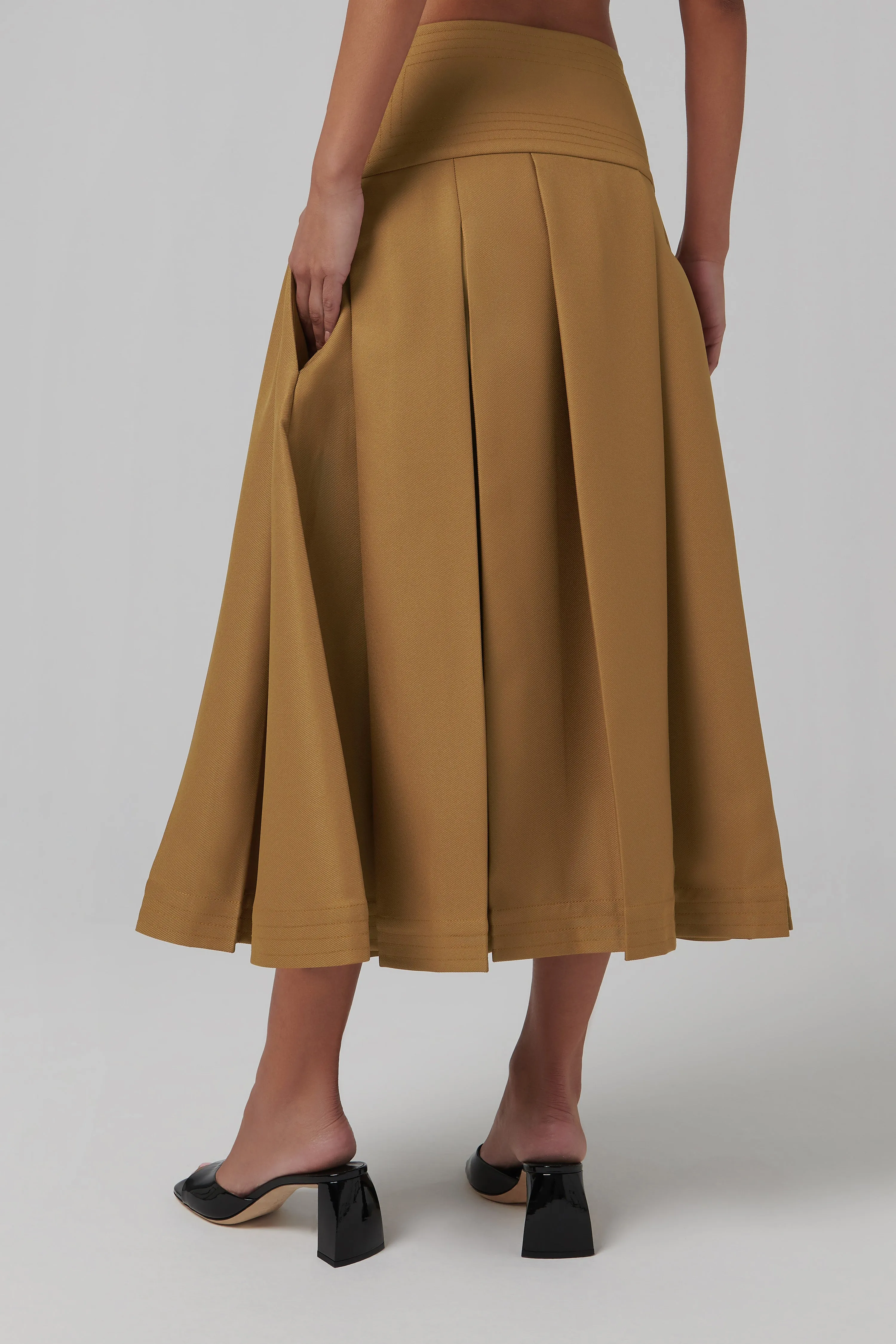 Brown Layan Pleated Maxi Skrit