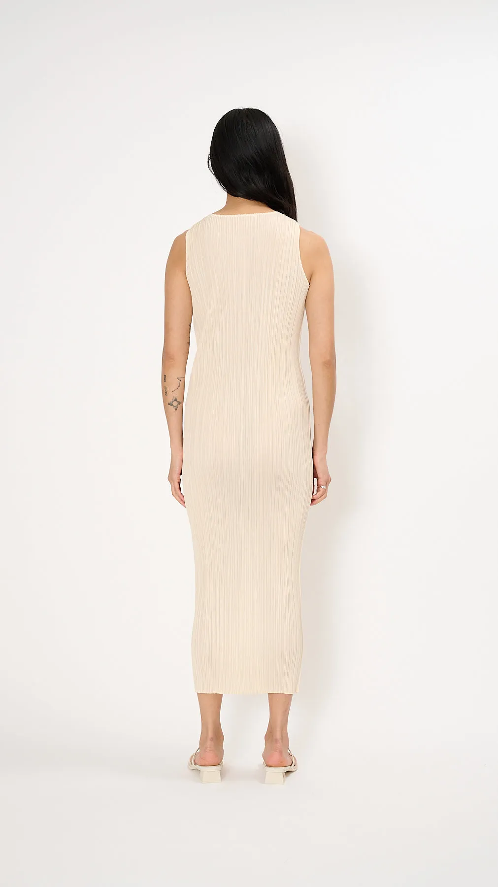 New Colorful Basics 3 Dress in Light Beige