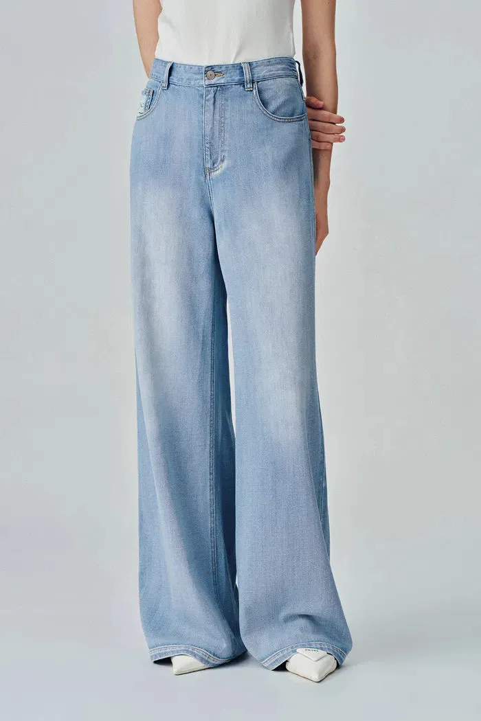 Prevernae Washed Wide-Leg Jeans in Cotton Denim